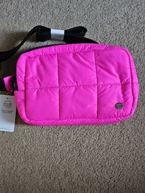 Hot Pink Quilted/Puffer Crossbody/Fanny Pack